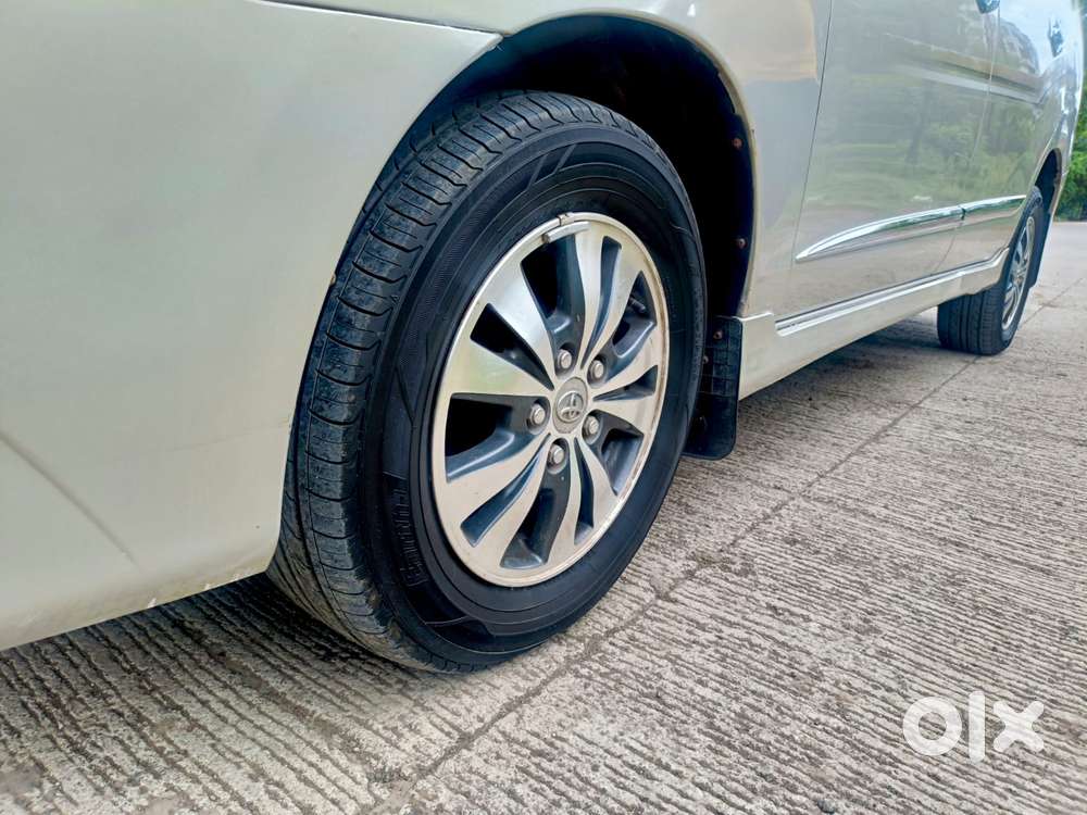 Toyota Innova 2.5 Zx 7 Str Bs-iv, 2015, Diesel