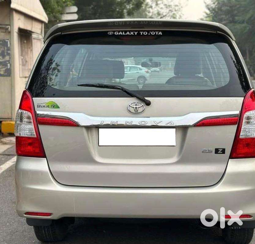 Toyota Innova 2015 Diesel 96328 Km Driven
