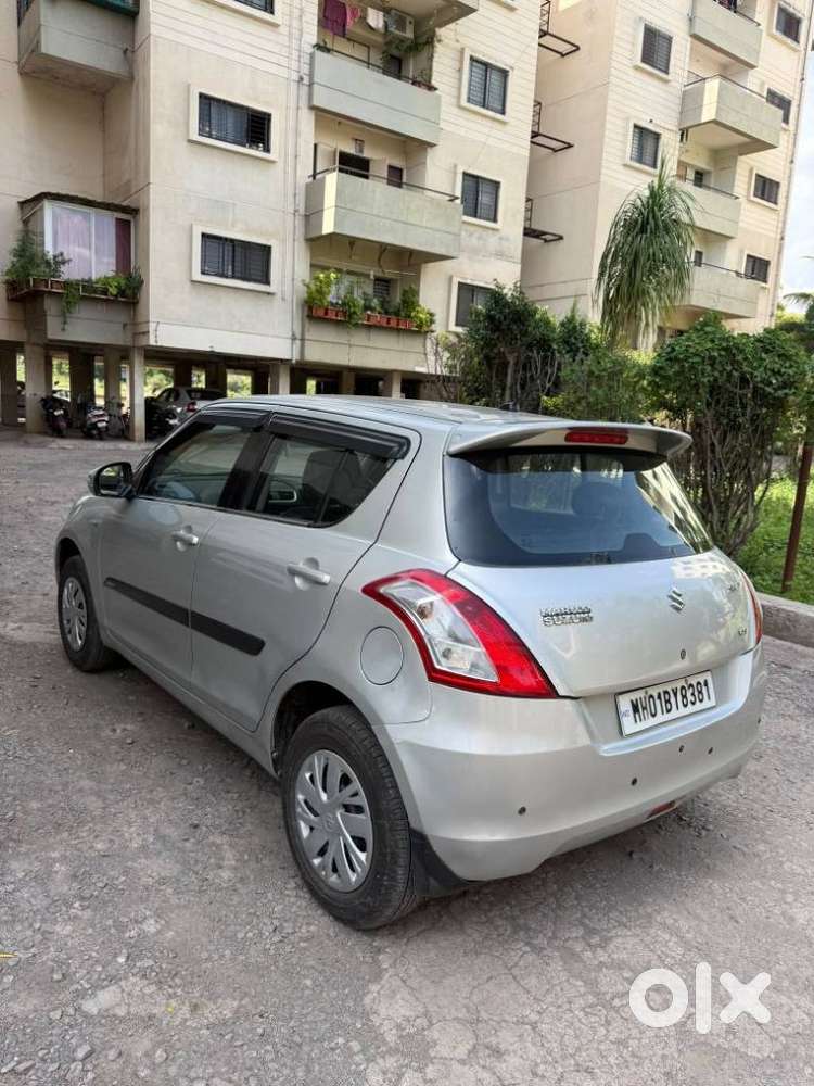Maruti Suzuki Swift Vxi 1.2 Abs Bs-iv, 2015, Petrol