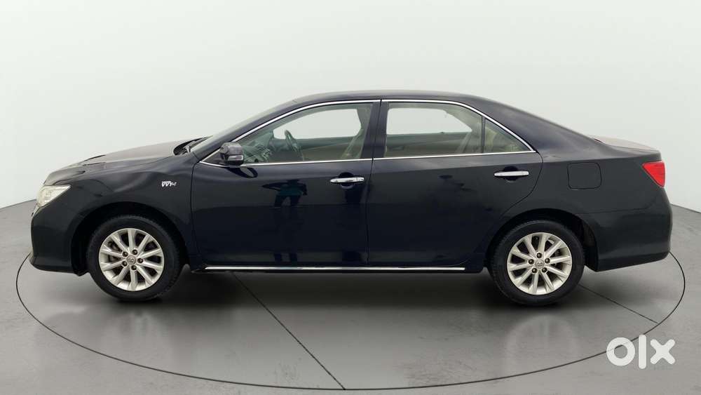 Toyota Camry [ ] 2.5 L At, 2013, Petrol