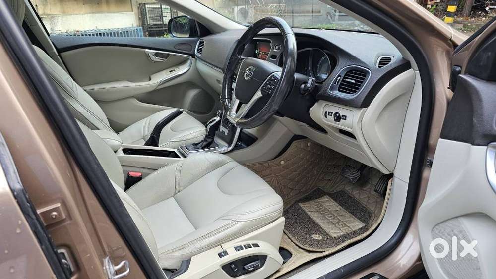 Volvo V40 Cross Country D3, 2016, Diesel