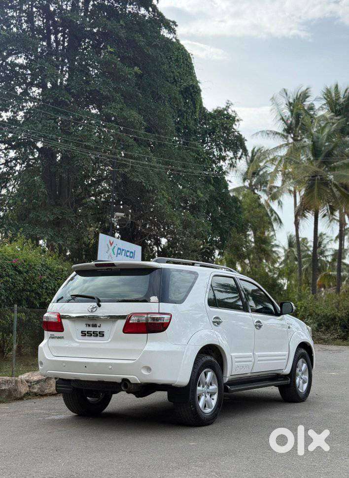 Toyota Fortuner 3.0 4x4 Manual, 2011, Diesel
