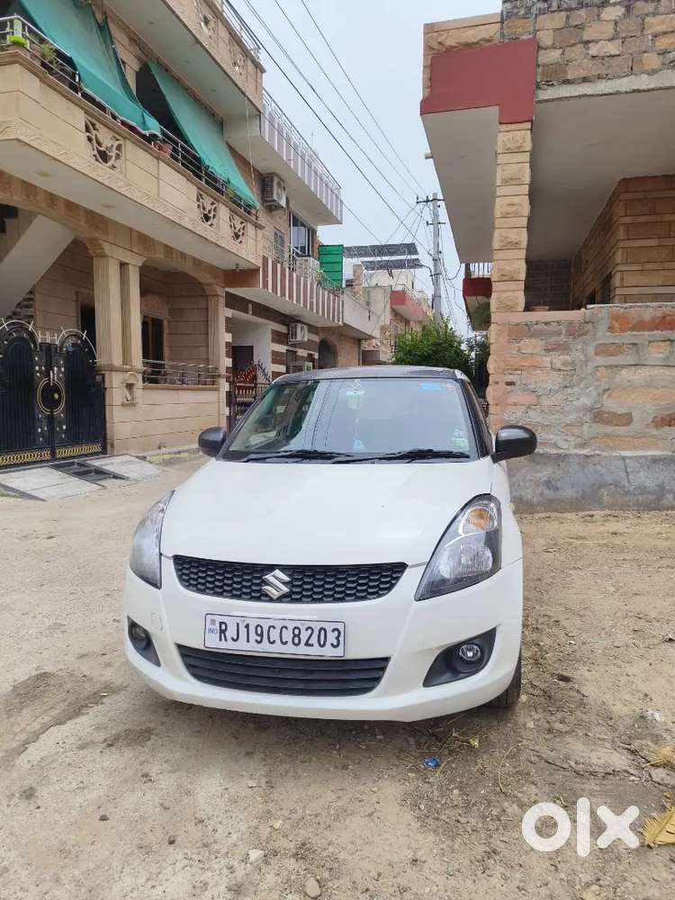 Maruti Suzuki Swift 2012 Lxi