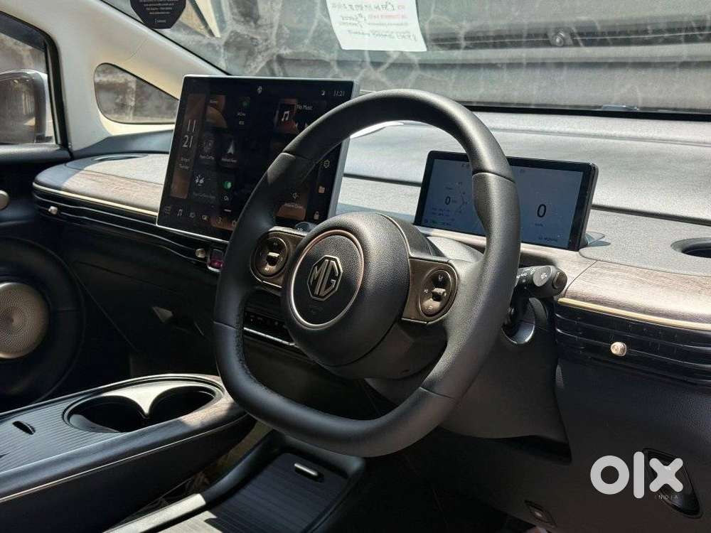Mg Windsor Ev Essence, 2025, Electric