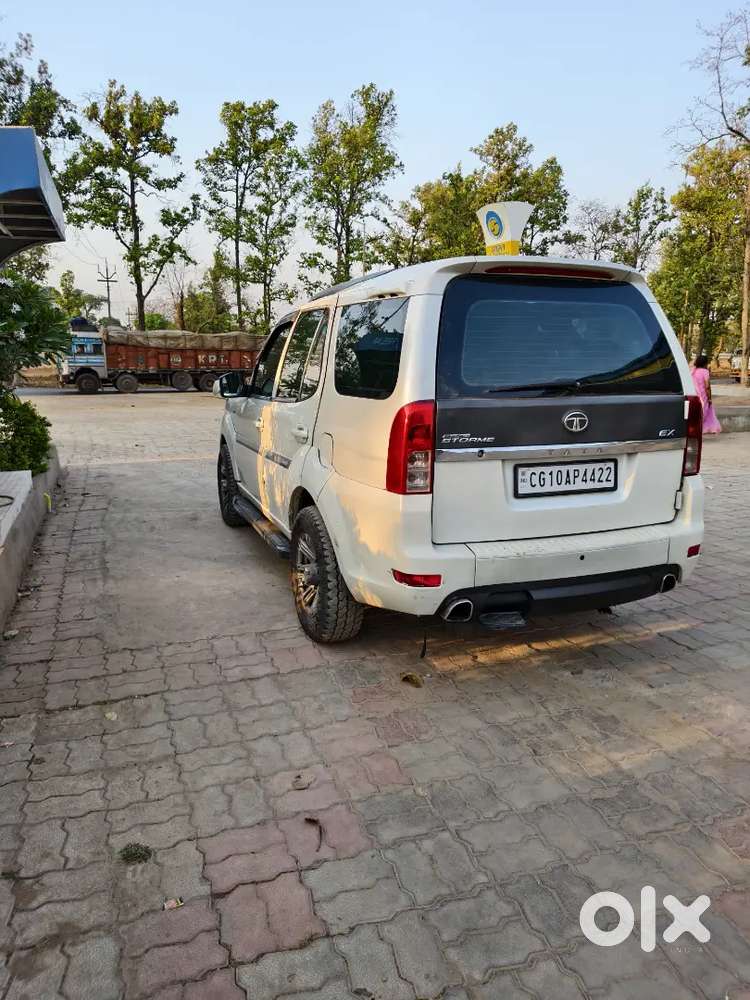 Tata Safari Storme