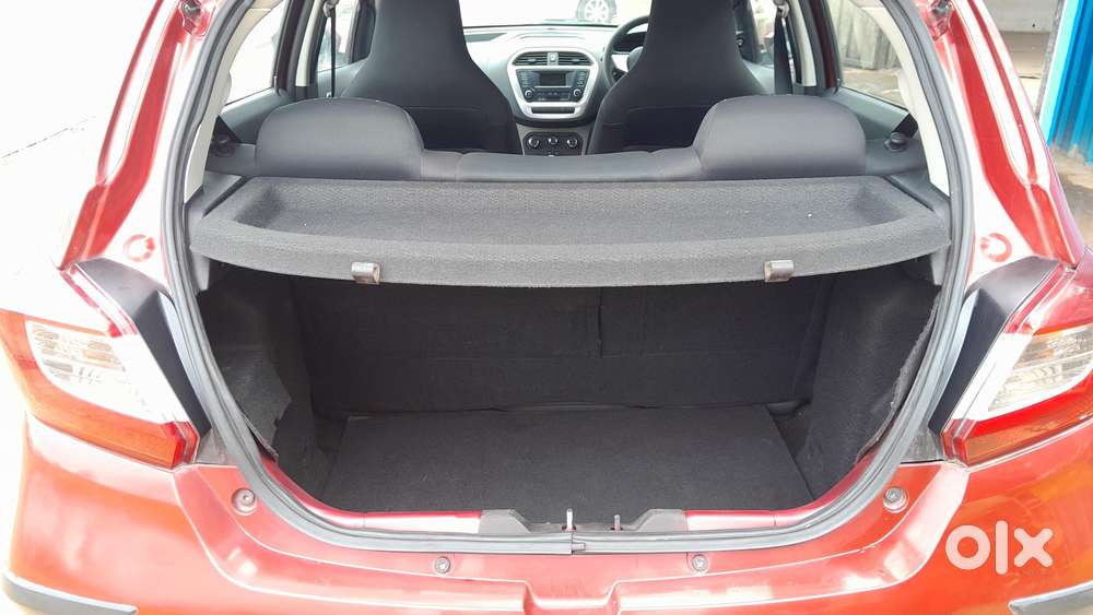 Tata Tiago 1.2 Revotron Xt, 2017, Petrol