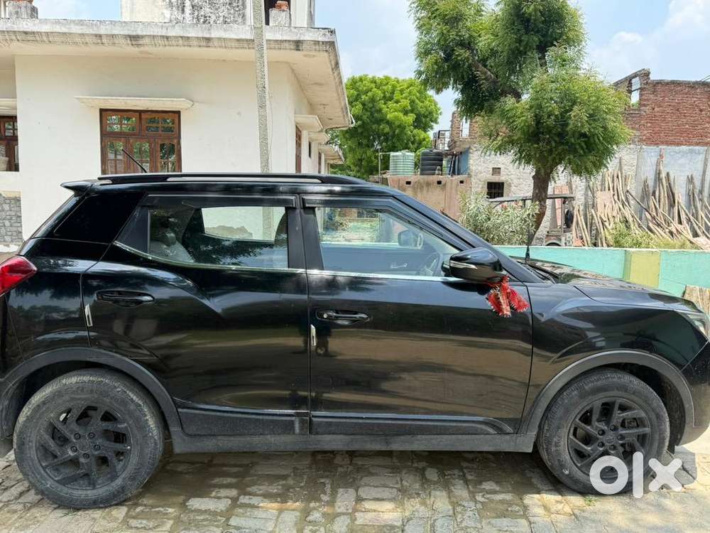 Mahindra Car 2022
