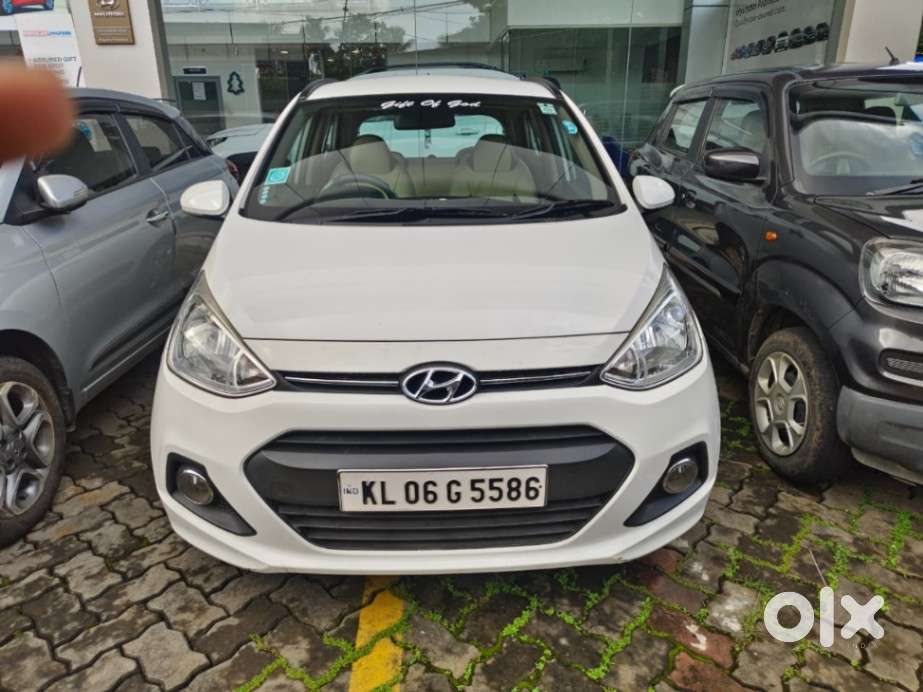 Hyundai Grand I10 Sportz, 2014, Petrol