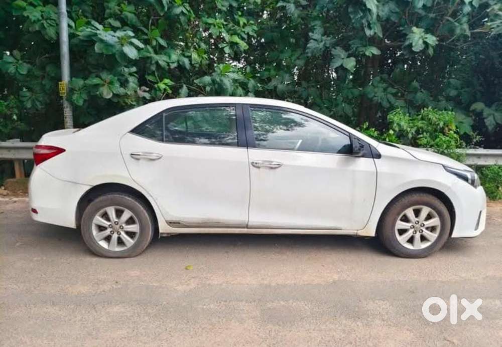 Toyota Corolla Altis 2013-2017 D-4d G, 2016, Diesel