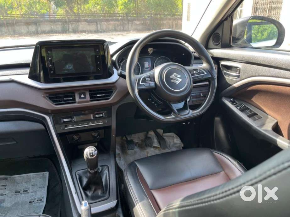 Maruti Suzuki Brezza 1.5 Zxi At Smart Hybrid, 2023, Cng & Hybrids