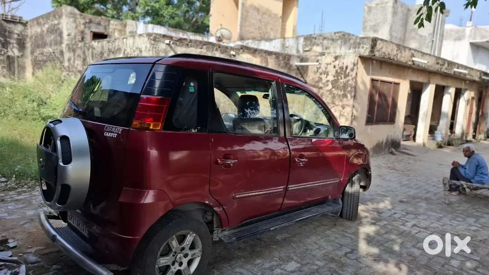 Mahindra Quanto C8 Top Model - Mint Condition - 21+ Mileage