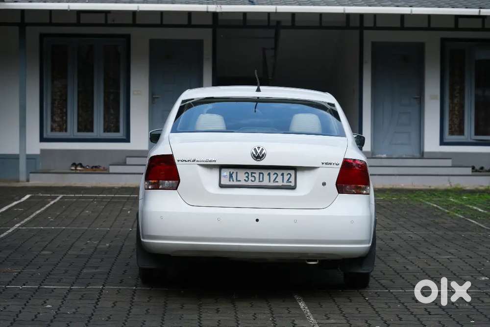 Volkswagen Vento 1.6l Petrol -  2012