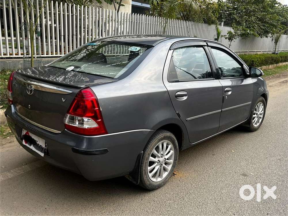 Toyota Petrol Manual 2013 Car
