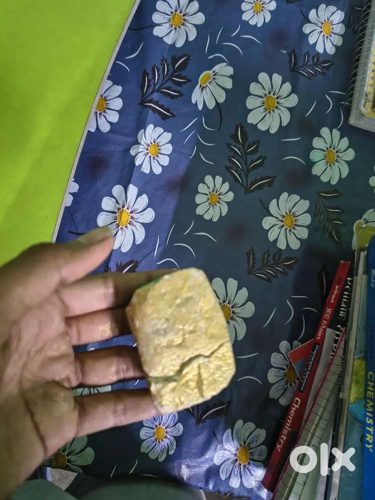 Asthetic golden Rock