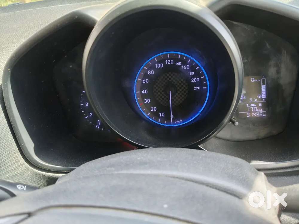 Hyundai Venue 2020 Diesel Well Maintained