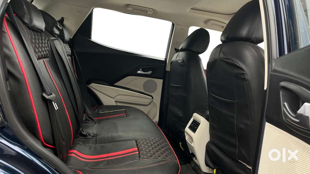 Mahindra Xuv 7xo Ax5 Diesel, 2025, Diesel