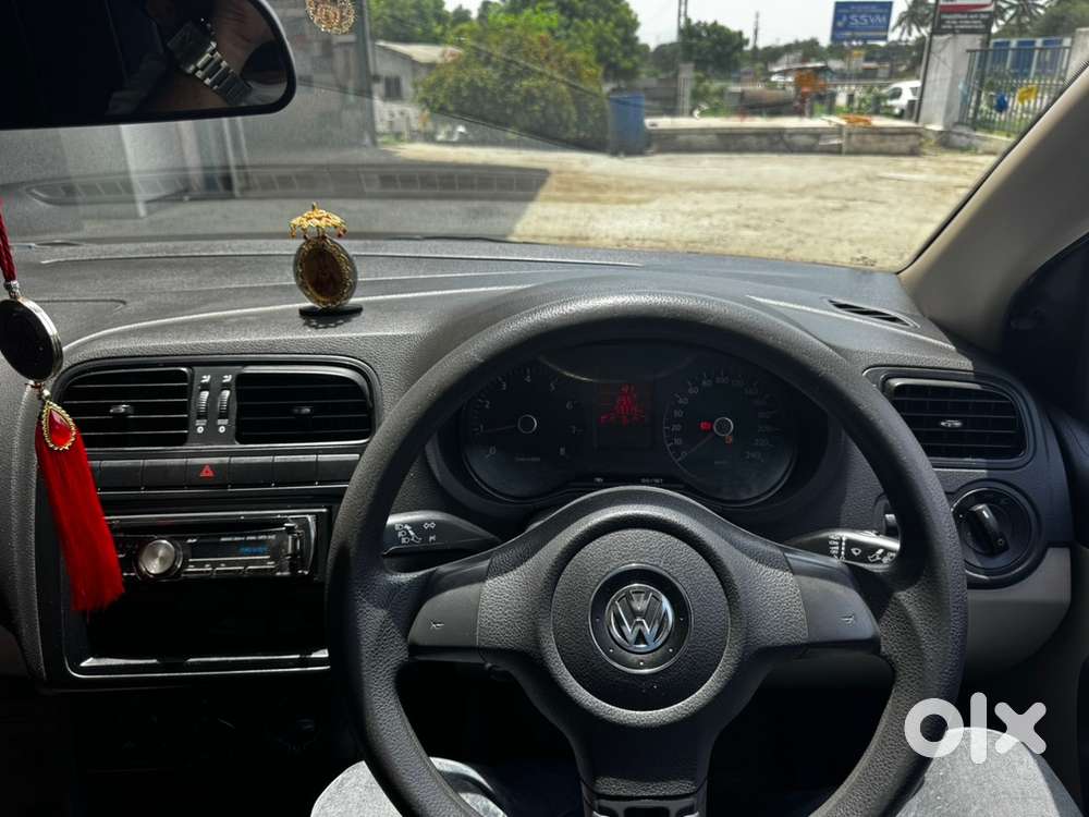 Volkswagen Polo Petrol 2011