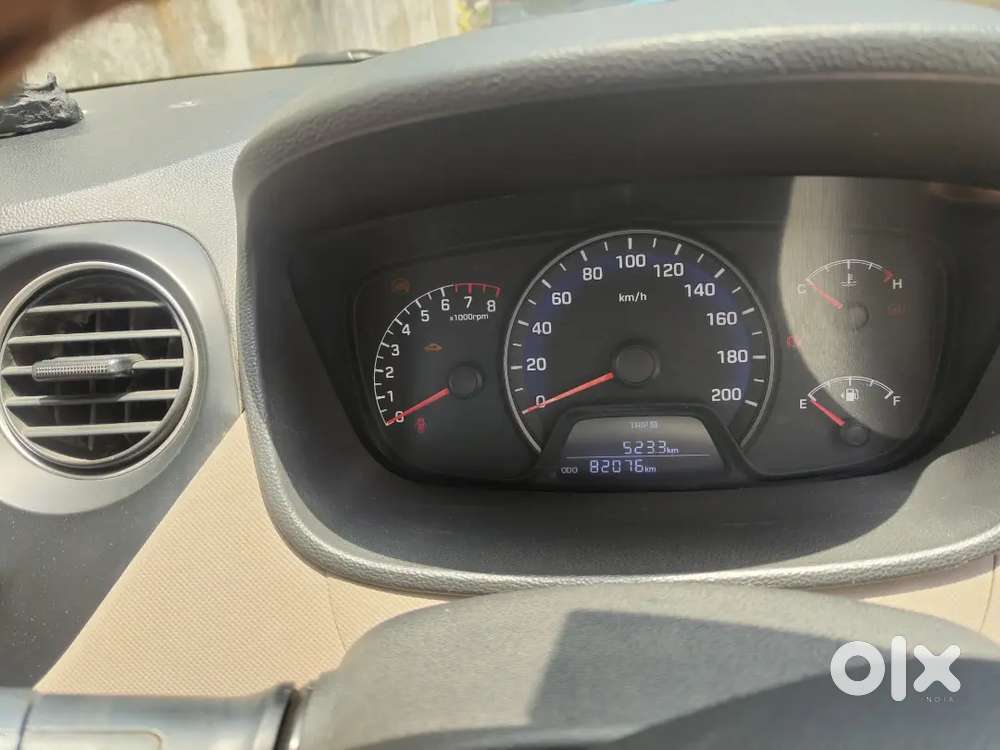 Hyundai Xcent 2014 Petrol 82000 Km Driven
