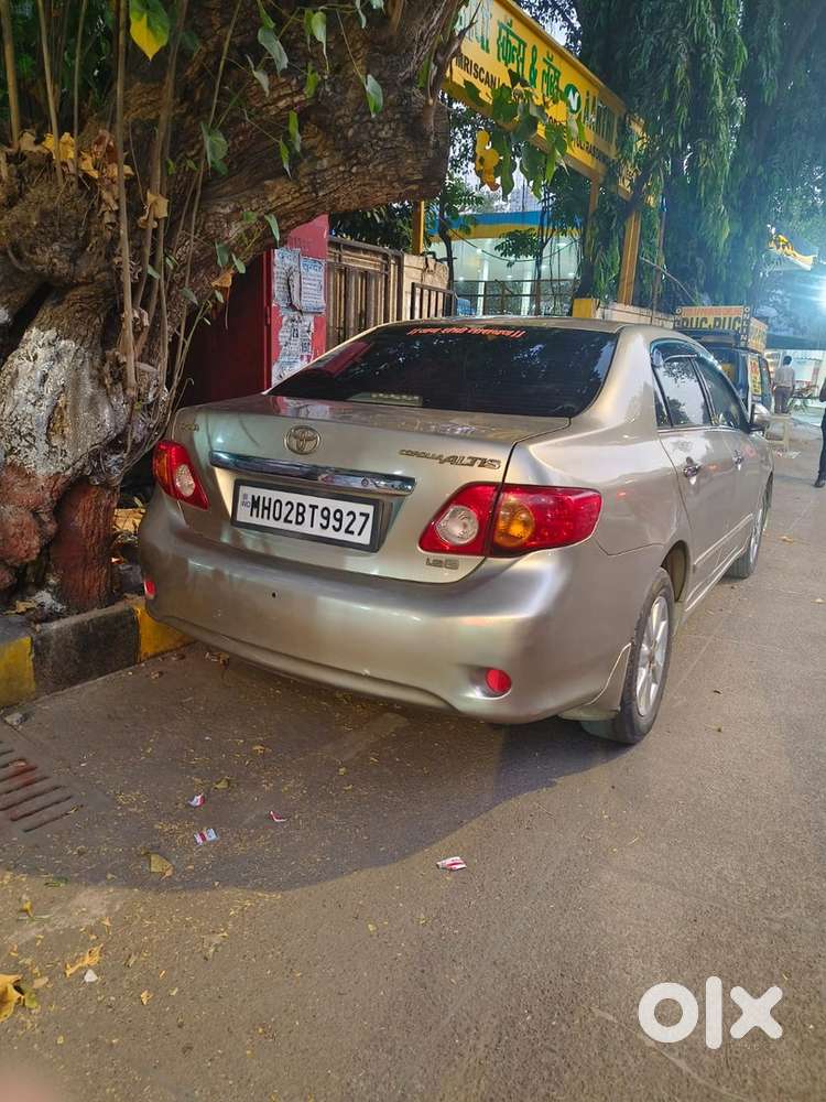 Toyota Corolla Altis 2010