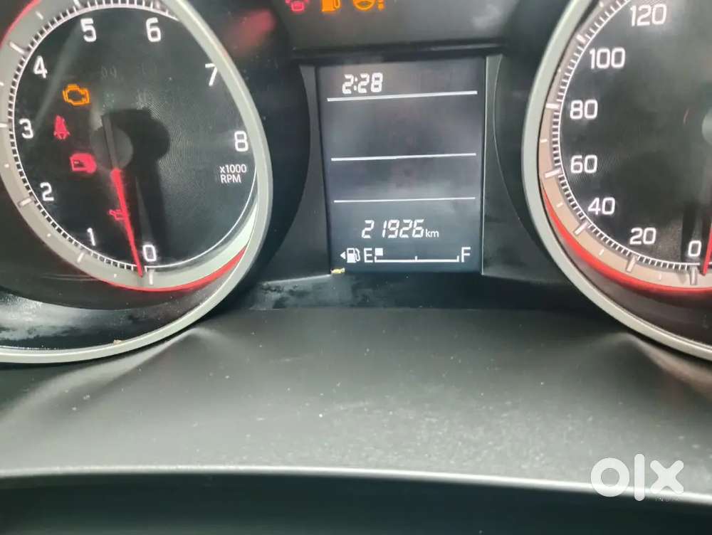 Maruti Suzuki Swift Vxi Petrol 2023