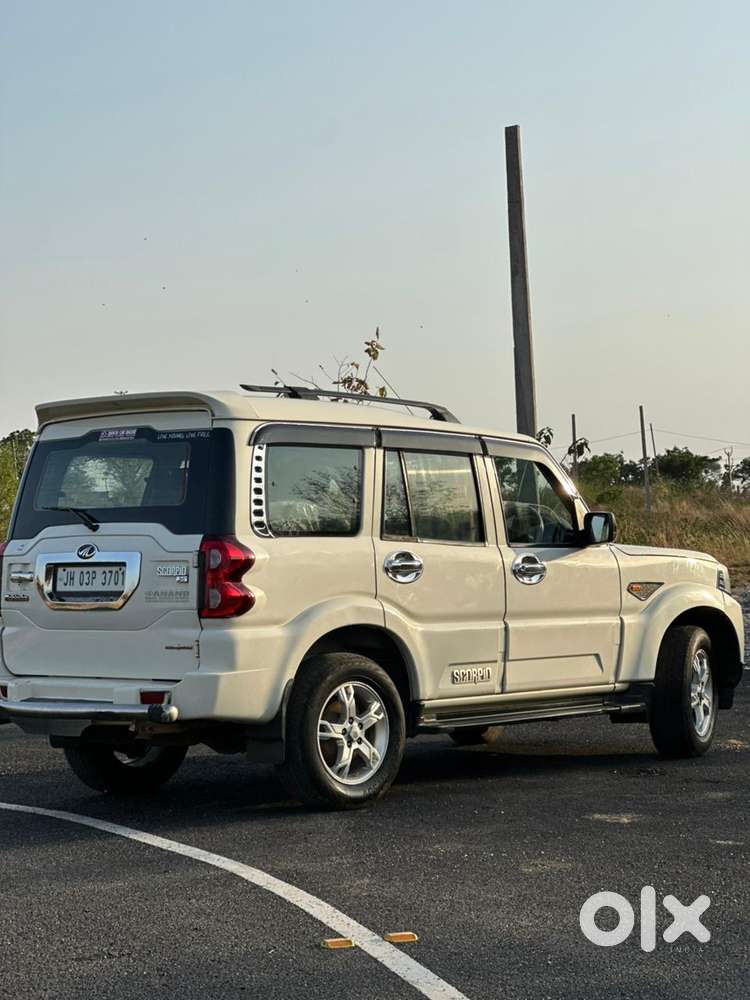 Mahindra Scorpio S10, 2017, Diesel