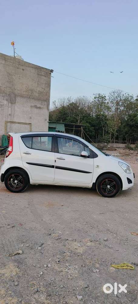 Maruti Suzuki Ritz Vxi, 2014, Petrol