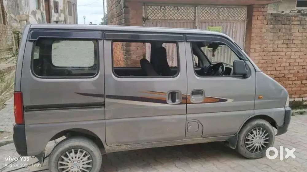 Travelling Car