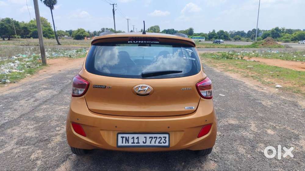 Hyundai Grand I10 Orange