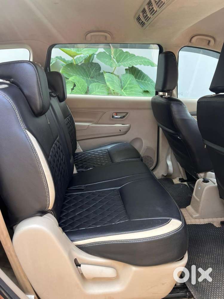 Maruti Suzuki Ertiga 1.5 Vxi, 2022, Petrol