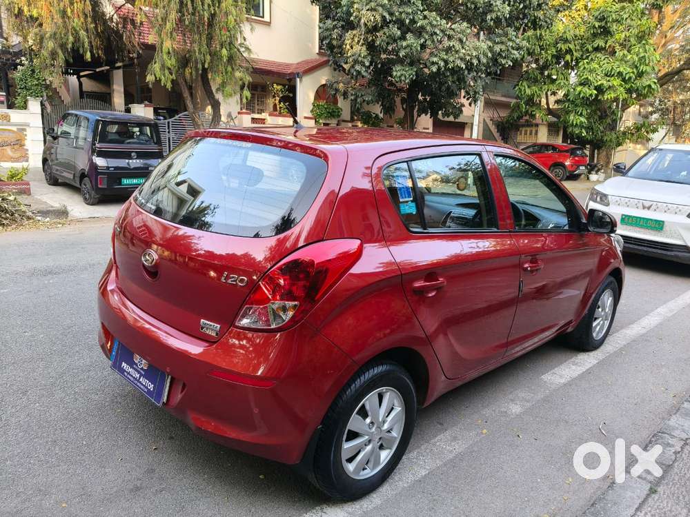 Hyundai I20 Sportz Plus, 2014, Petrol