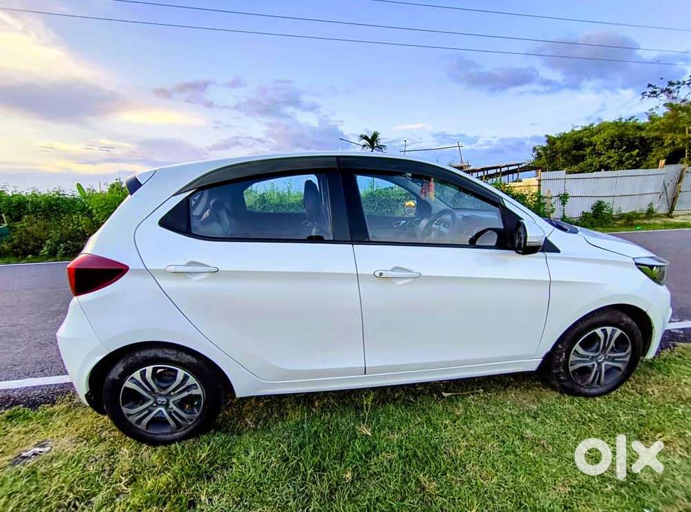 2020 Tata Tiago Xz Bs 6- Excellent Condition With Cng