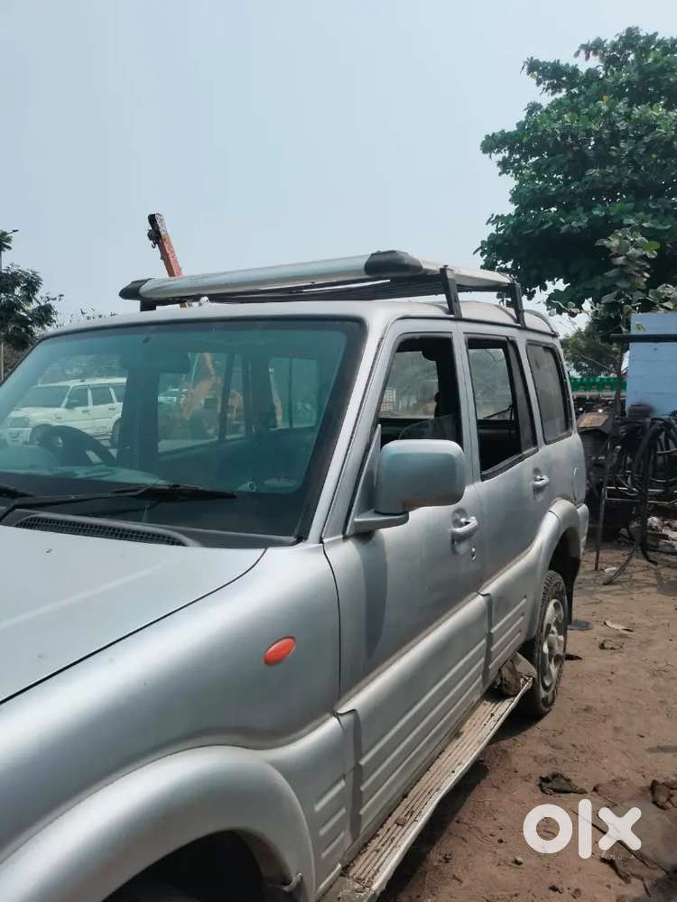 Mahindra Scorpio Classic 2004
