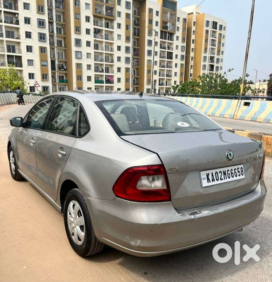 Skoda Rapid 2011-2013 Ultima 1.6 Tdi Ambition Plus, 2012, Diesel