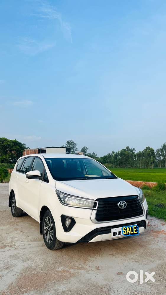 Toyota Innova Crysta 2.4 G Mt, 2022, Diesel