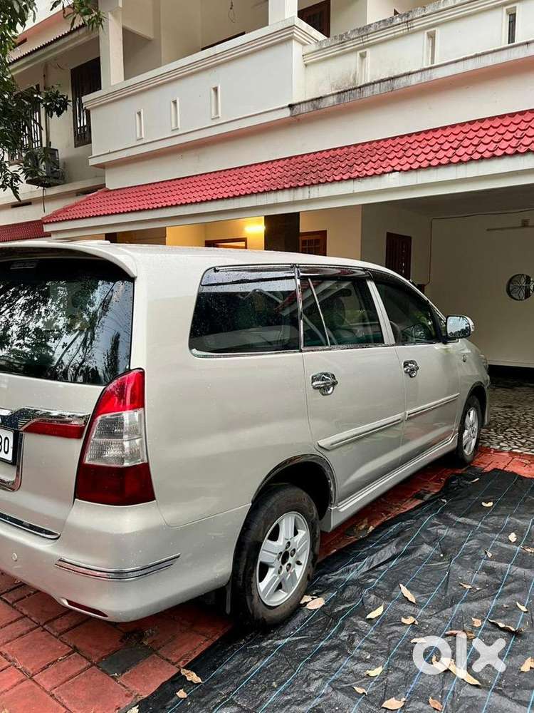 Toyota Innova 2013 Diesel Well Maintained