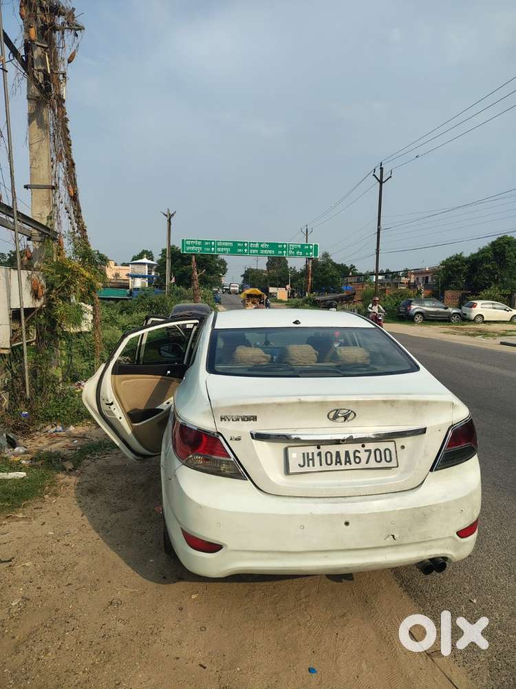 Hyundai Verna Crdi 2011