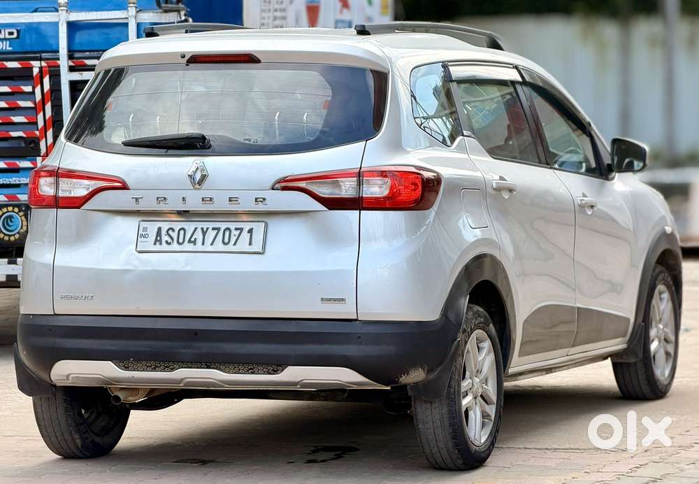 Renault Triber Rxz, 2021, Petrol