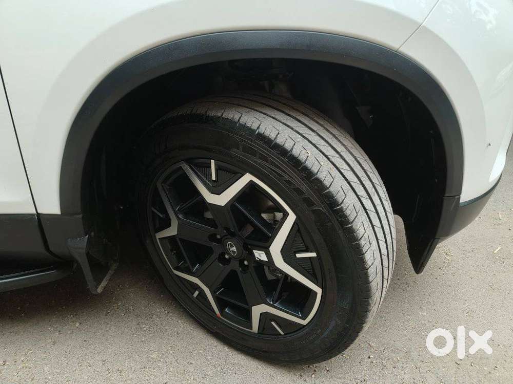 Tata Safari Accomplished Plus Dual Tone At, 2024, Diesel