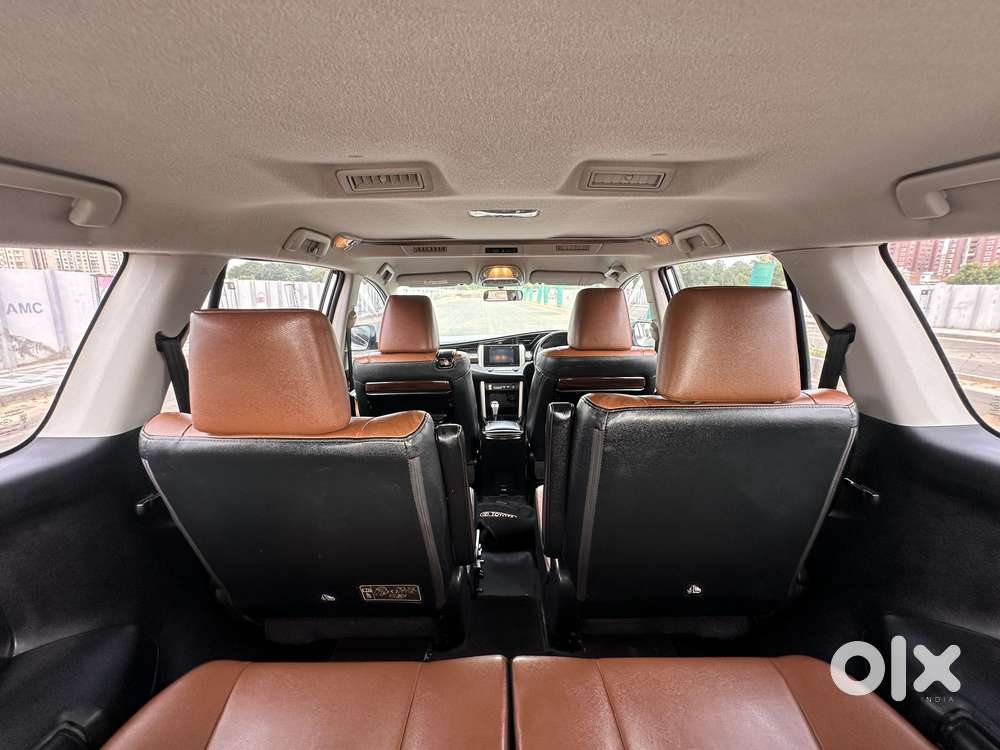 Toyota Innova Crysta 2.8z Automatic, 2017, Diesel