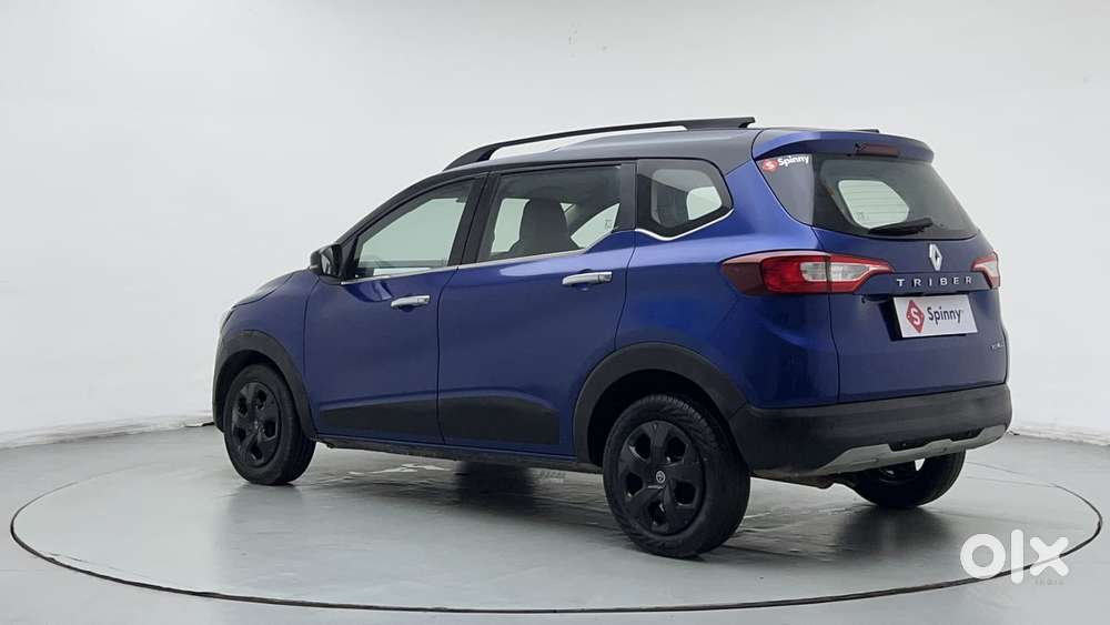 Renault Triber Rxz, 2022, Petrol