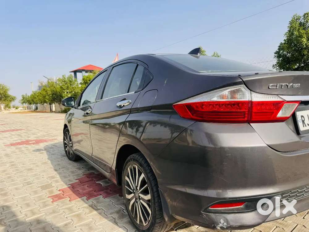 Honda City Zx 2017 Petrol Good Condition Well Maintained