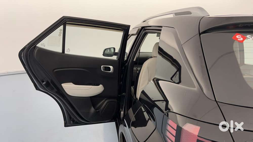 Hyundai Venue 1.0 Sx (o) Turbo Dct, 2023, Petrol