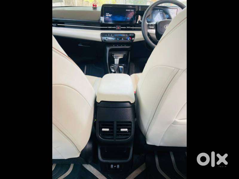 Hyundai Verna 1.5 Sx (o) Vtvt, 2023, Petrol