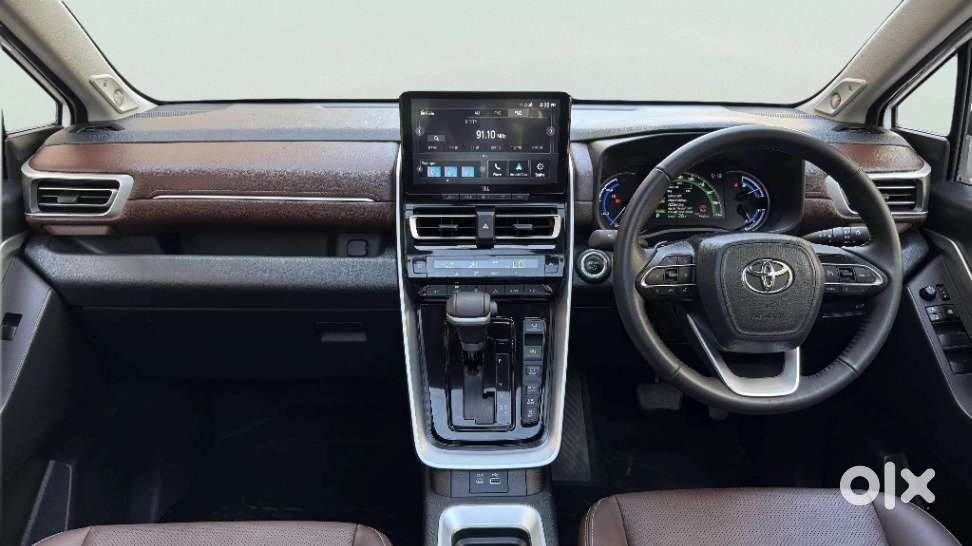 Toyota Innova Hycross 2.0 Vx Hybrid 7 Str, 2025, Petrol