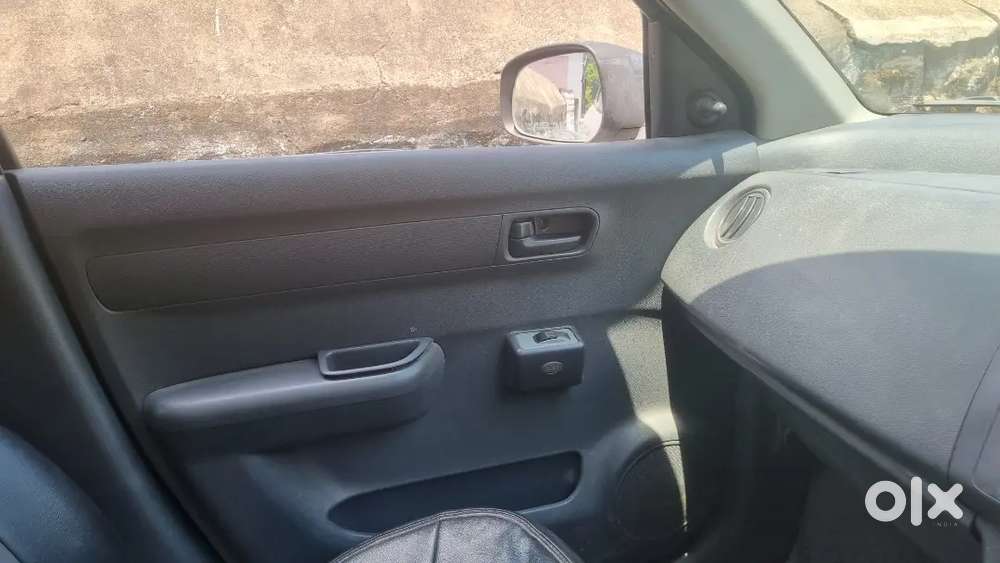 Maruti Suzuki Swift Dzire Lxi