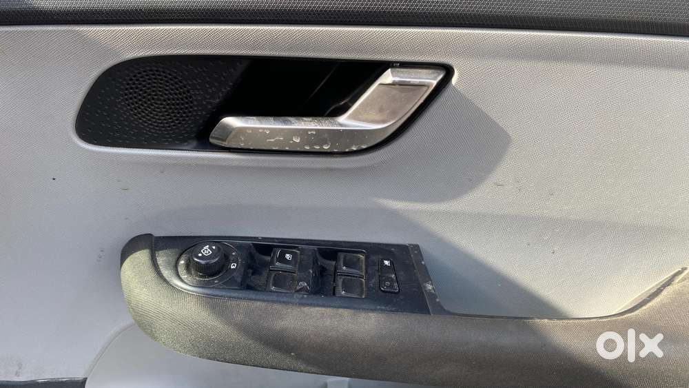 Tata Altroz Xz, 2020, Petrol
