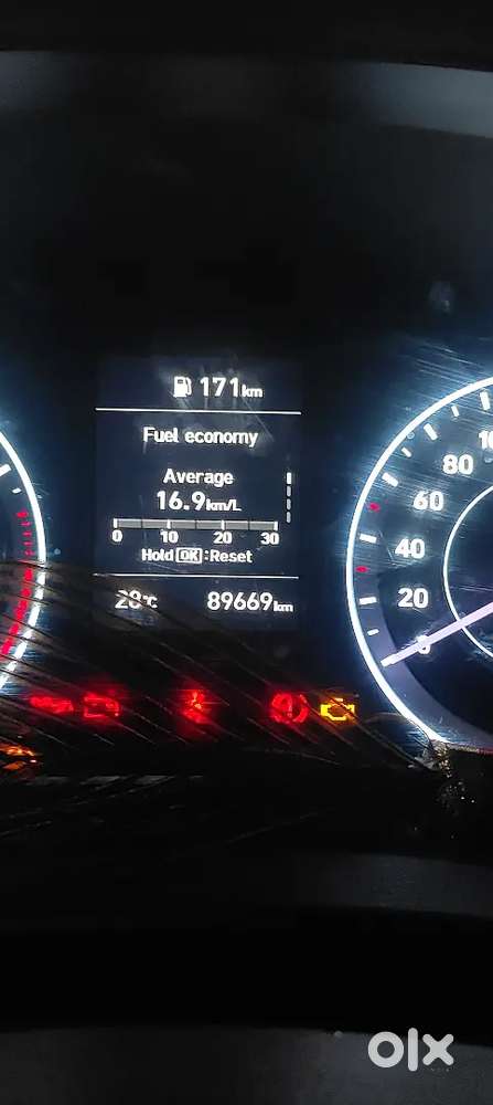 Hyundai Creta 1st Owner, 90k Km, All Top Model Accessories.