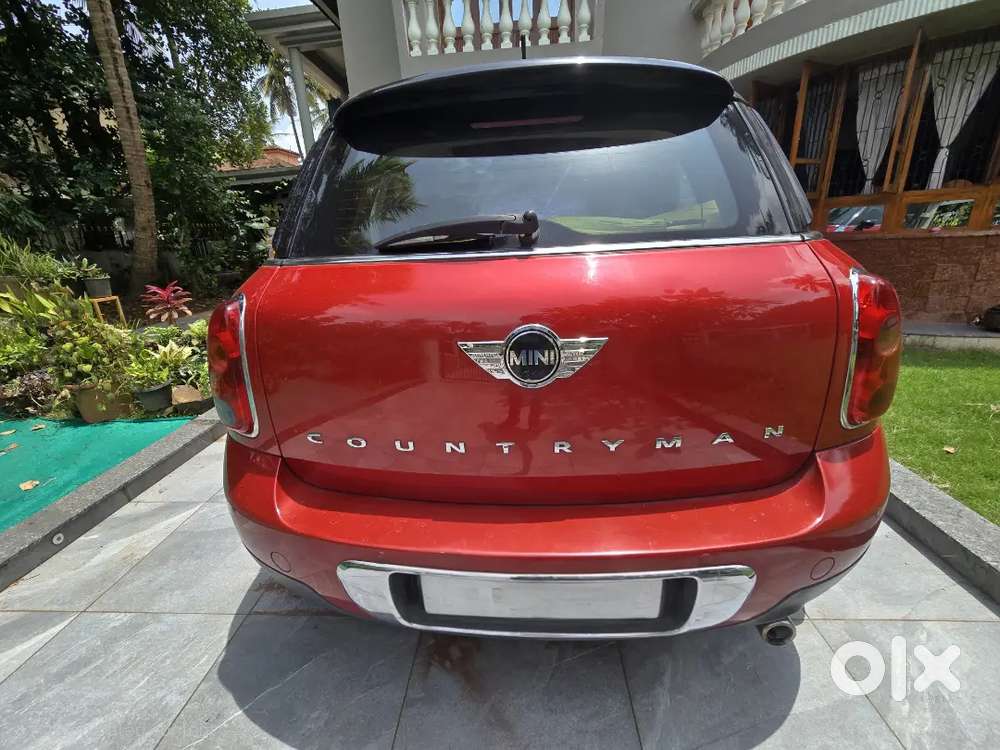 Mini Countryman.