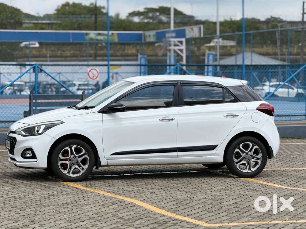 Hyundai I20 Asta (o) 1.2 Mt, 2019, Petrol