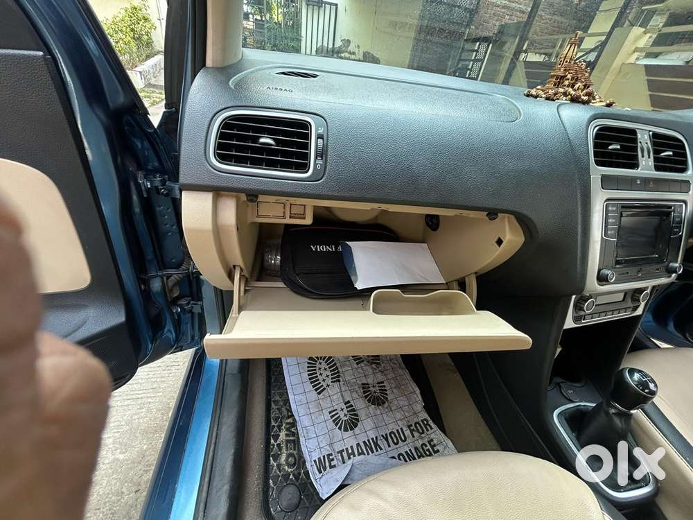Volkswagen Ameo Petrol 2016